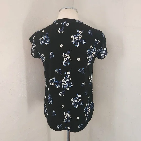 41 Hawthorne Black Floral Short Sleeve V Neck Top Blouse‎ Women's XS - Picture 2 of 4